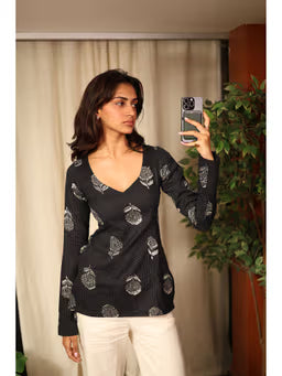 Naiza Sleeved Modest Kurti
