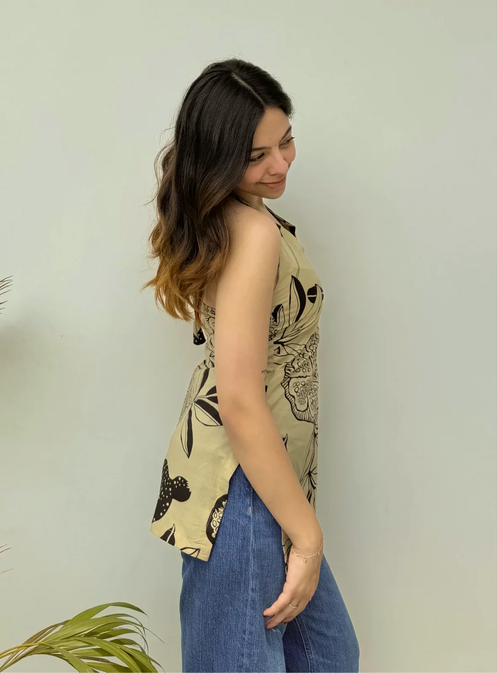 surkh Halter Neck Kurti