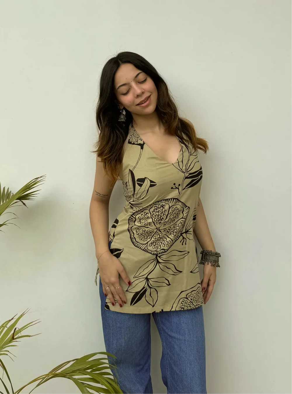 surkh Halter Neck Kurti